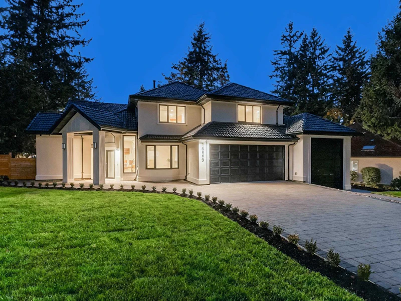 14099 28a Avenue, Surrey BC V4P 2H8