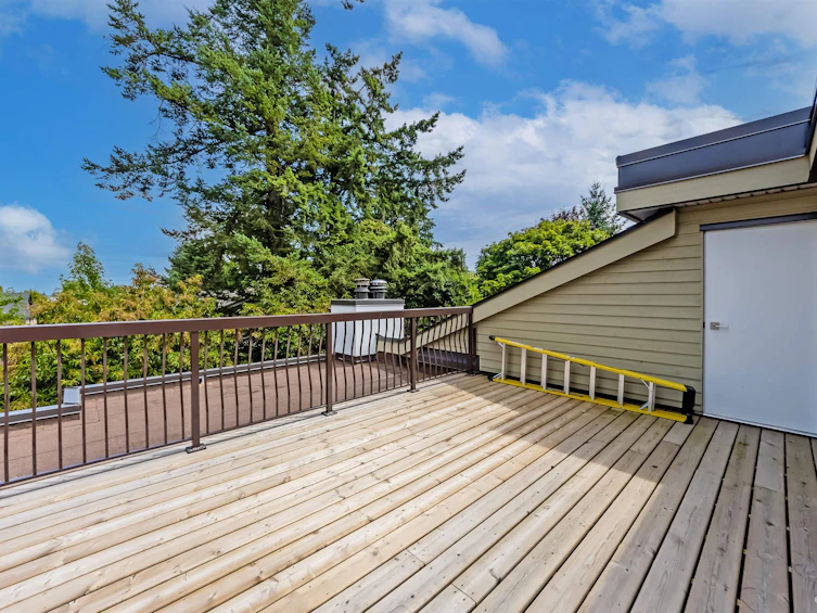 205-7162 133a Street, Surrey, BC, V3W 7Z9 - 27