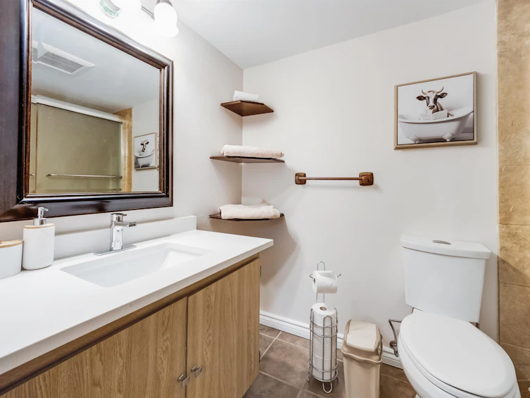 205-7162 133a Street, Surrey, BC, V3W 7Z9 - 22