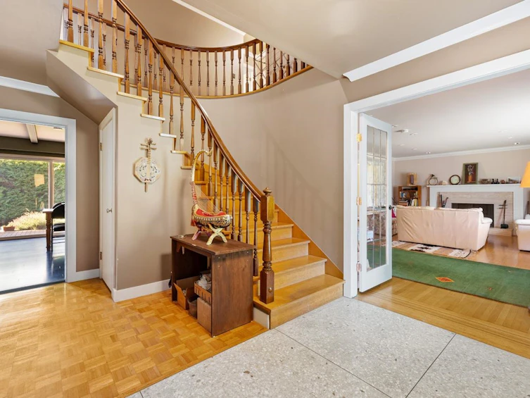 5 Semana Crescent, Vancouver, BC, V6N 2E1 - 5