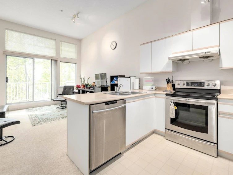 1-3576 Rainier Place, Vancouver, BC, V5S 4T3 - 2