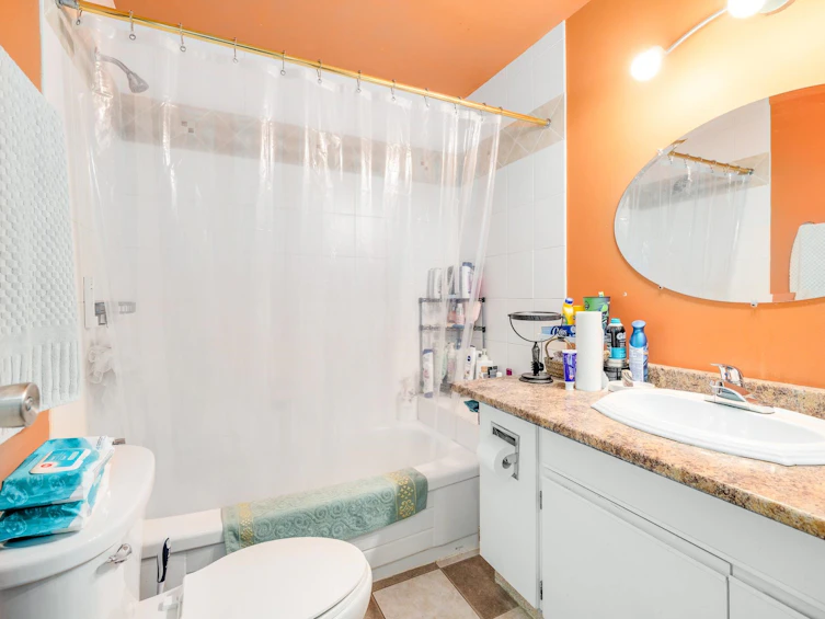 14810 Holly Park Lane, Surrey, BC, V3R 6Y2 - 18