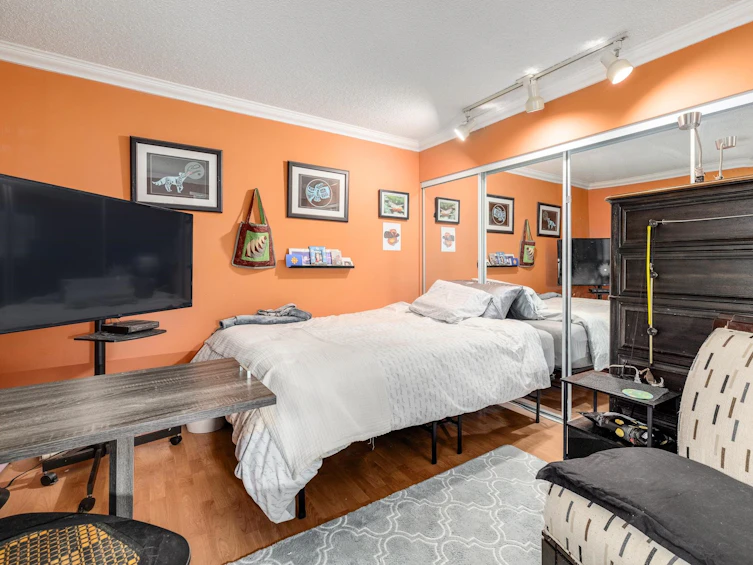 14810 Holly Park Lane, Surrey, BC, V3R 6Y2 - 14