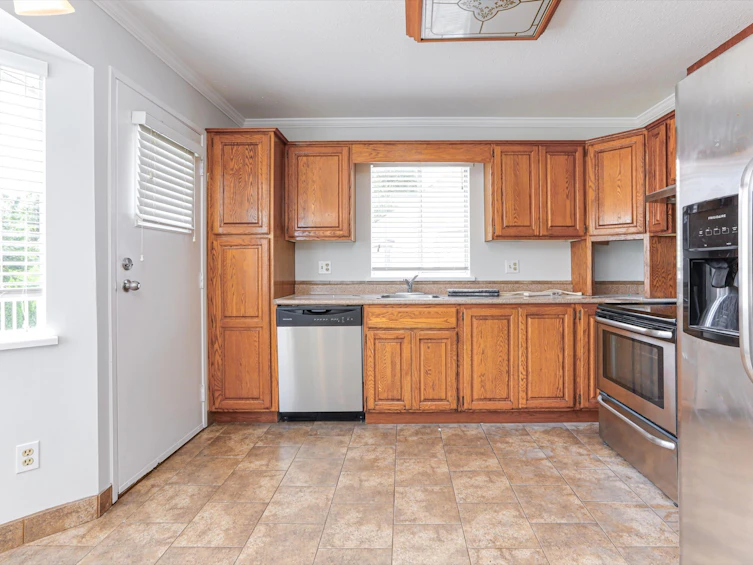14134 67 Avenue, Surrey, BC, V3W 9N7 - 13