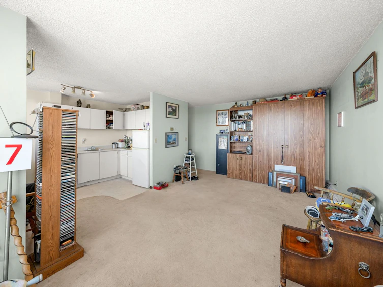 1906-145 St. Georges Avenue, North Vancouver, BC, V7L 3G8 - 4