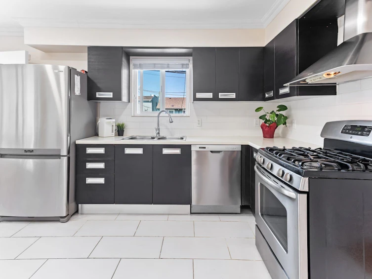 3410 Euclid Avenue, Vancouver, BC, V5R 5G4 - 8