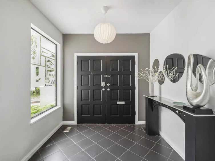 4133 Tytahun Crescent, Vancouver, BC, V6N 3N1 - 3