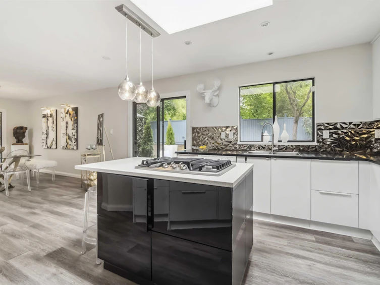 4133 Tytahun Crescent, Vancouver, BC, V6N 3N1 - 13