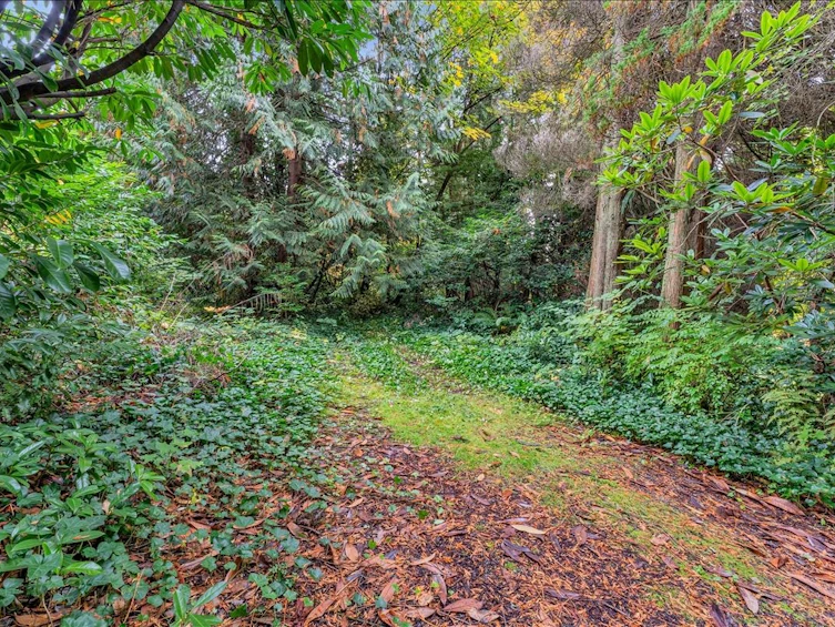360 Keith Road, West Vancouver, BC, V7T 1L7 - 11