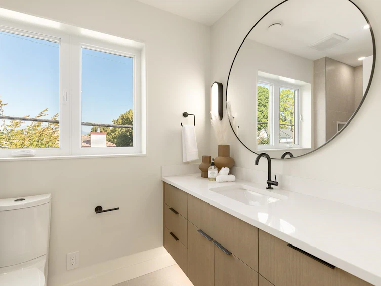 5403 Wales Street, Vancouver, BC, V5R 3M9 - 9