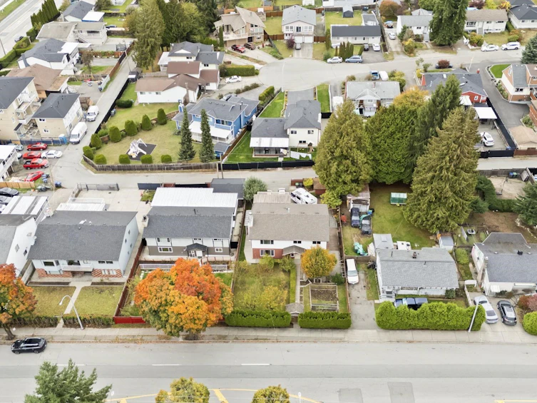 12851 104 Avenue, Surrey, BC, V3T 1T3 - 40