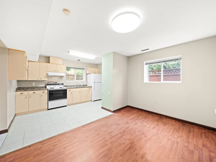 12851 104 Avenue, Surrey, BC, V3T 1T3 - 9