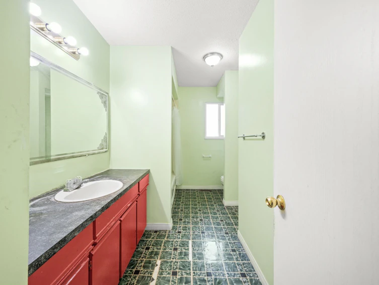 12851 104 Avenue, Surrey, BC, V3T 1T3 - 19