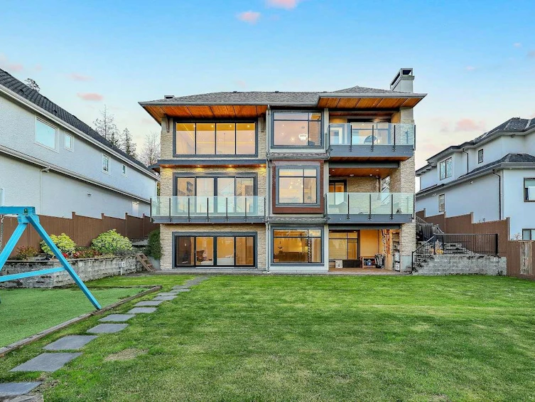 16685 31 Avenue, Surrey, BC, V3Z 0P9 - 40