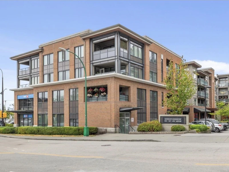 410 - 1673 Lloyd Avenue, North Vancouver BC V7P 0A9