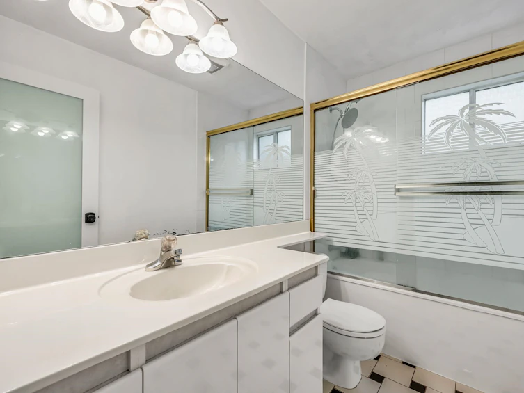10070 171a Street, Surrey, BC, V4N 3L3 - 38