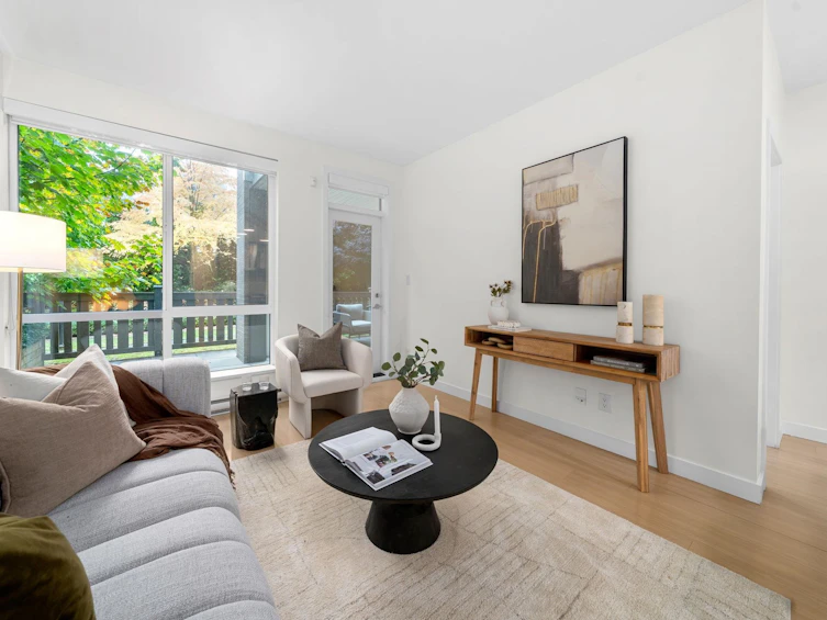 103-5460 Broadway, Burnaby, BC, V5B 0B4 - 6