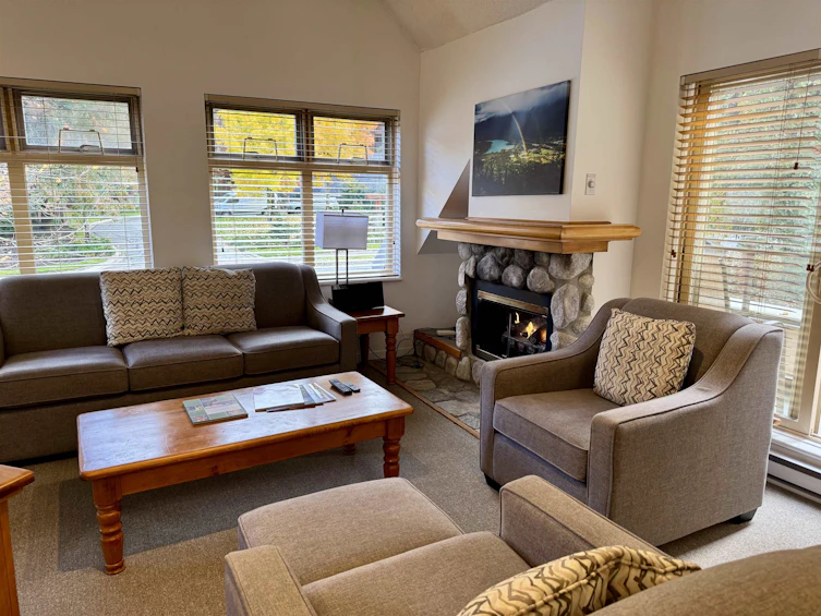 231 W7-2050 Lake Placid Road, Whistler, BC, V8E 0A8 - 4