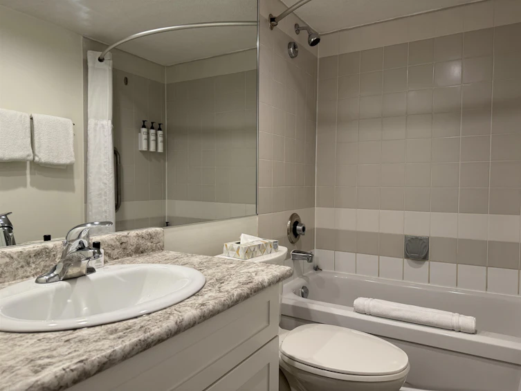 231 W7-2050 Lake Placid Road, Whistler, BC, V8E 0A8 - 10