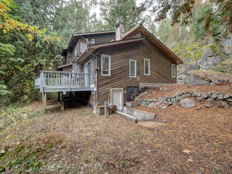 7462 Redrooffs Road, Halfmoon Bay, BC, V7Z 1C3 - 3