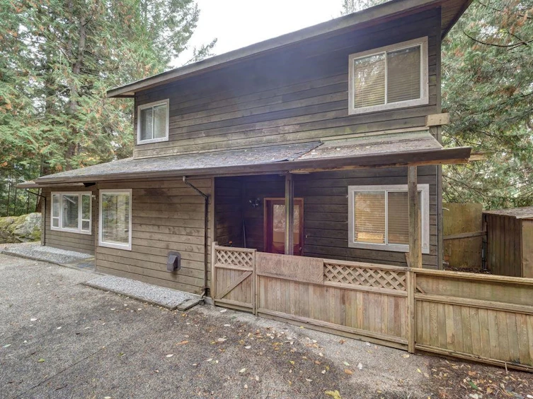 7462 Redrooffs Road, Halfmoon Bay, BC, V7Z 1C3 - 6