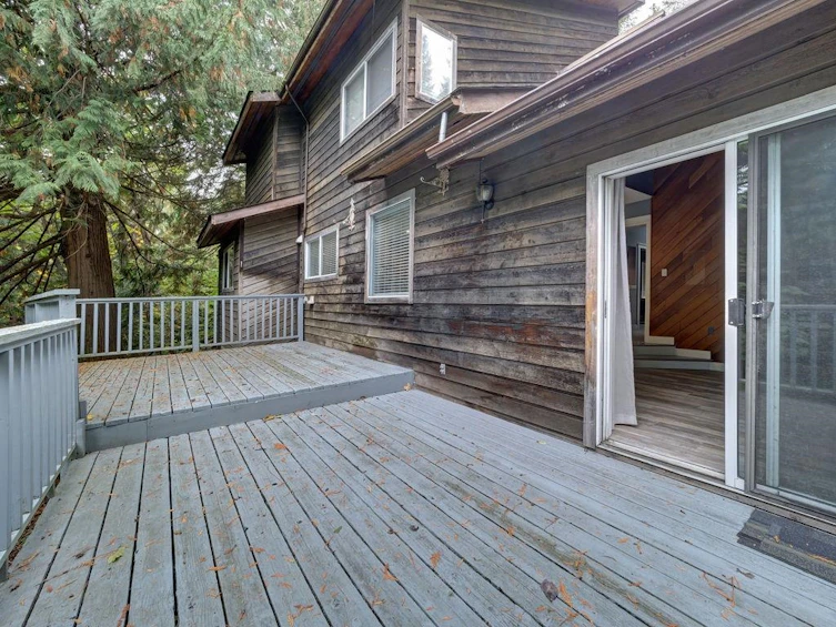 7462 Redrooffs Road, Halfmoon Bay, BC, V7Z 1C3 - 16