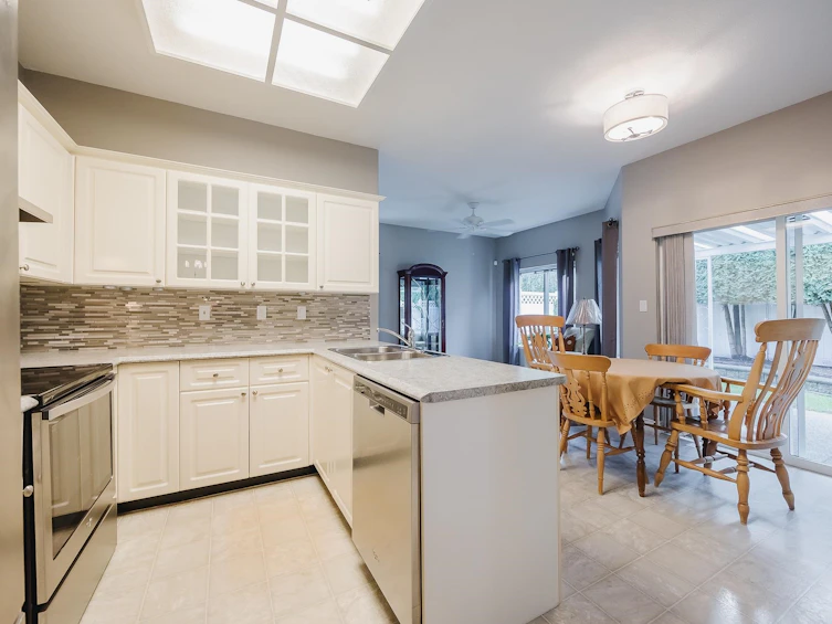 128-8485 Young Road, Chilliwack, BC, V2P 7Y7 - 6