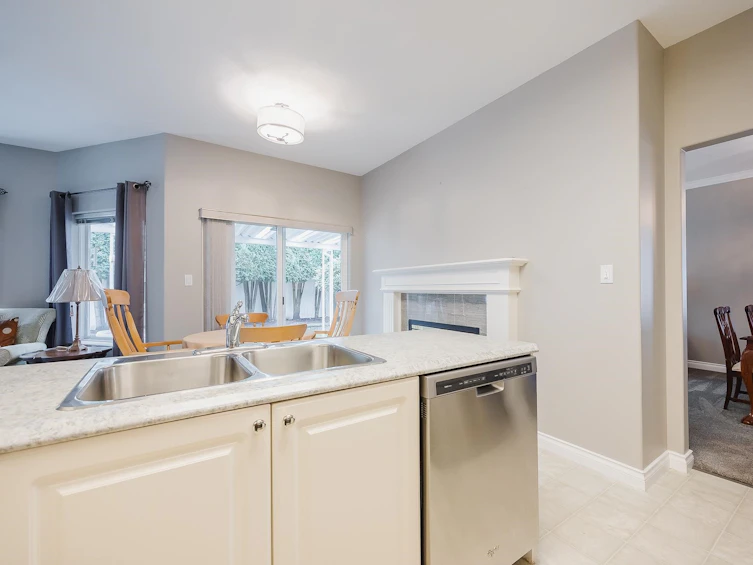 128-8485 Young Road, Chilliwack, BC, V2P 7Y7 - 10