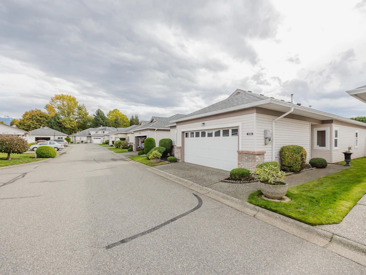 128-8485 Young Road, Chilliwack, BC, V2P 7Y7 - 3