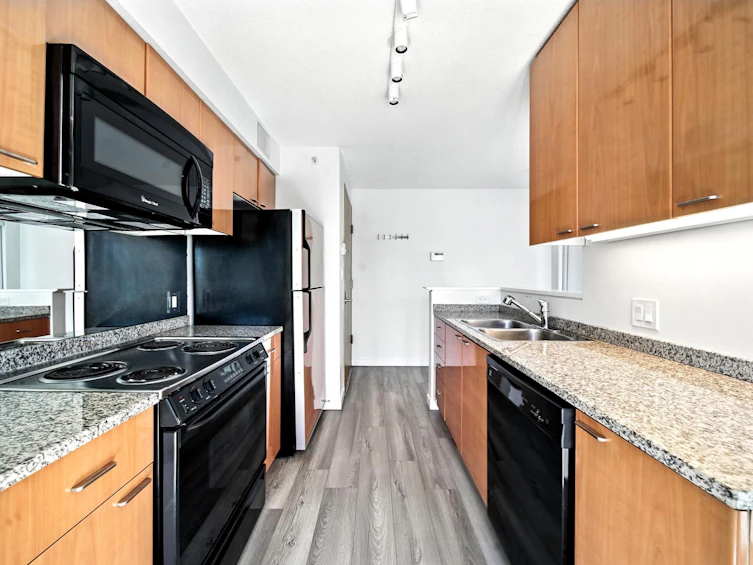 3004-1200 W Georgia Street, Vancouver, BC, V6E 4R2 - 2