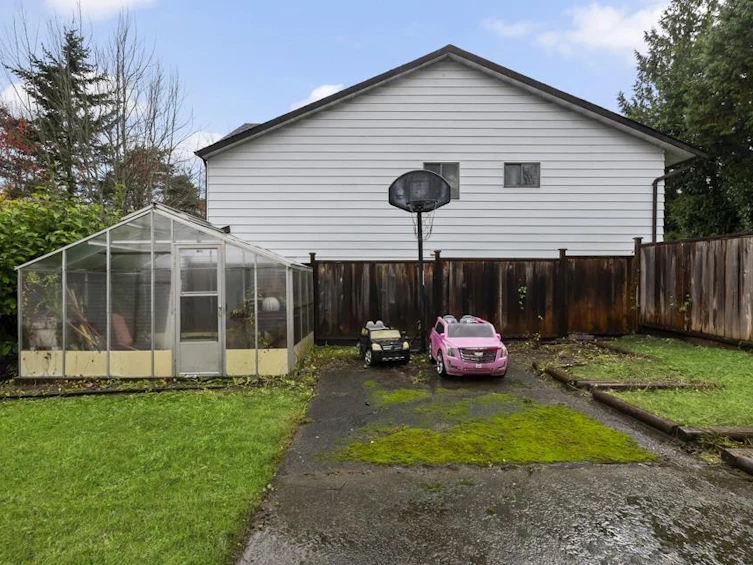 14041 88a Avenue, Surrey, BC, V3V 7H4 - 30