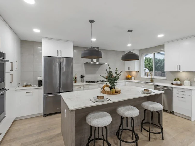 14041 88a Avenue, Surrey, BC, V3V 7H4 - 11