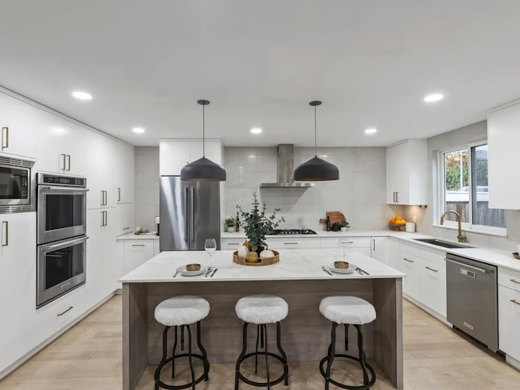 14041 88a Avenue, Surrey, BC, V3V 7H4 - 10