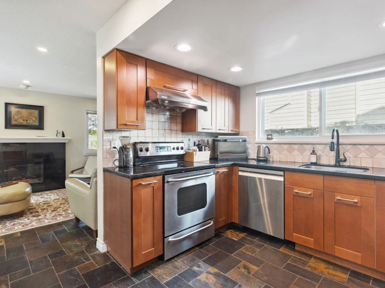 4920 Mahood Drive, Richmond, BC, V7E 5C4 - 14