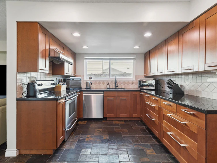 4920 Mahood Drive, Richmond, BC, V7E 5C4 - 13