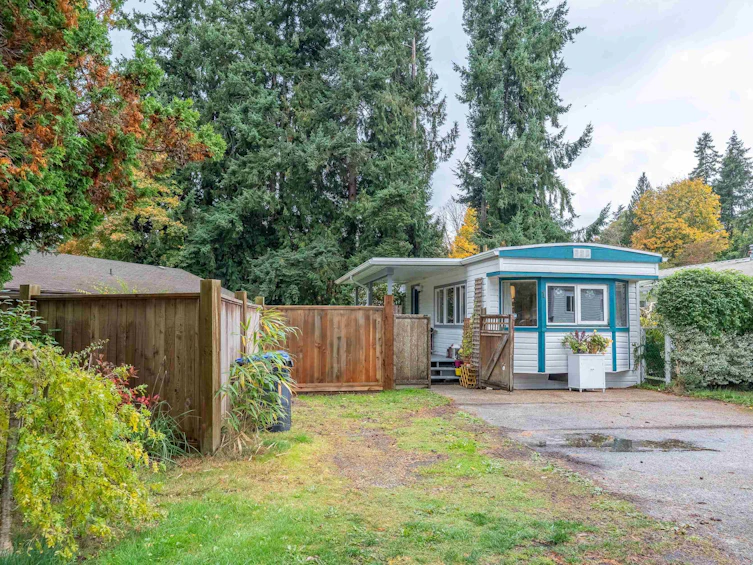 1-4514 Sunshine Coast Highway, Sechelt, BC, V7Z 0G9 - 35