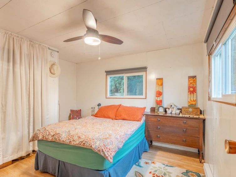 1-4514 Sunshine Coast Highway, Sechelt, BC, V7Z 0G9 - 10
