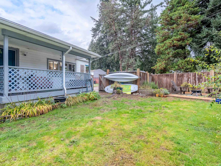 1-4514 Sunshine Coast Highway, Sechelt, BC, V7Z 0G9 - 21