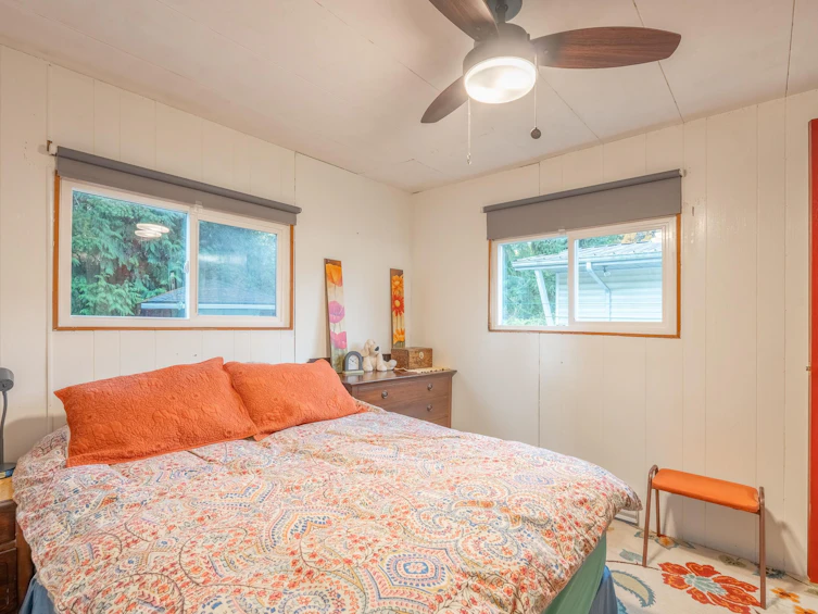 1-4514 Sunshine Coast Highway, Sechelt, BC, V7Z 0G9 - 11