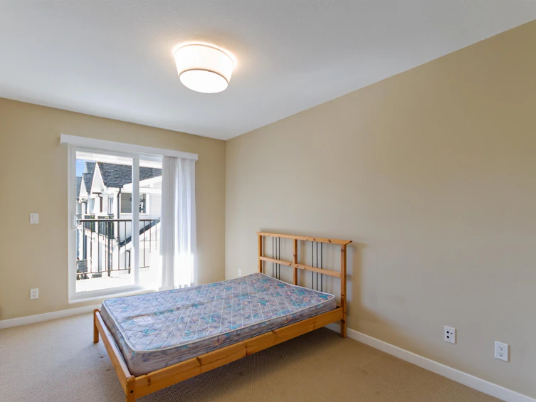 31-13239 Old Yale Road, Surrey, BC, V3T 3C5 - 13