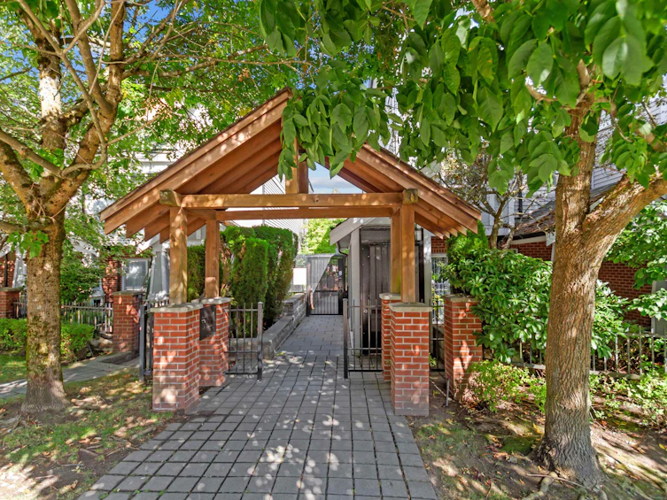 31-13239 Old Yale Road, Surrey, BC, V3T 3C5 - 2