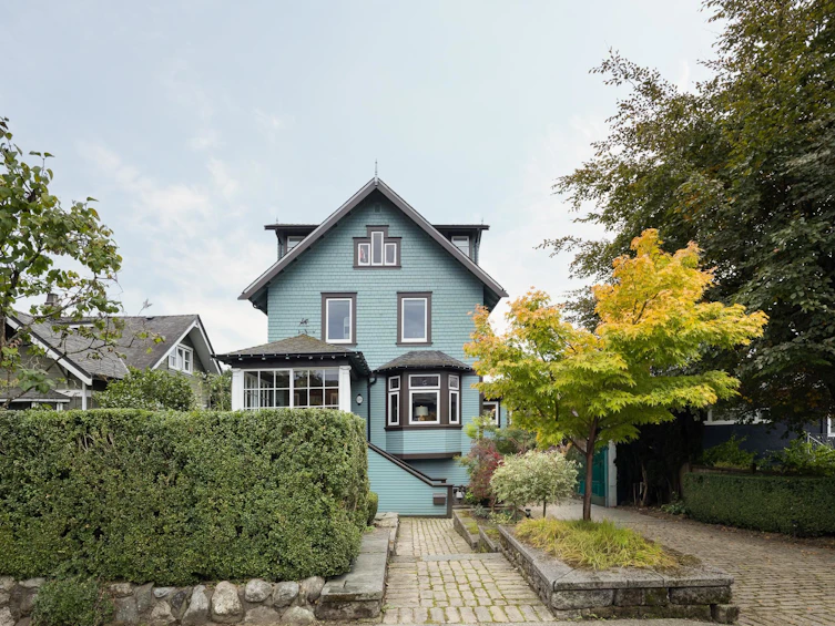 529 E 11th Street, North Vancouver, BC, V7L 2H4