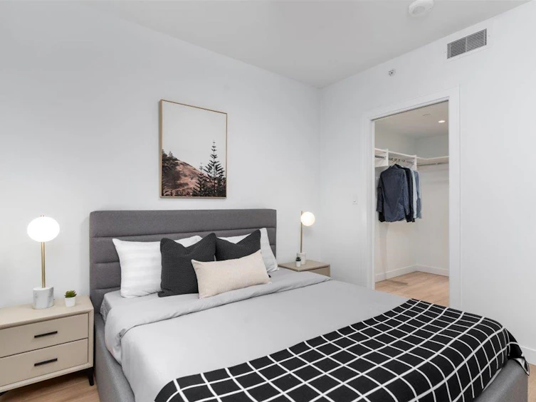 2205-1500 Fern Street, North Vancouver, BC, V7J 0E6 - 16