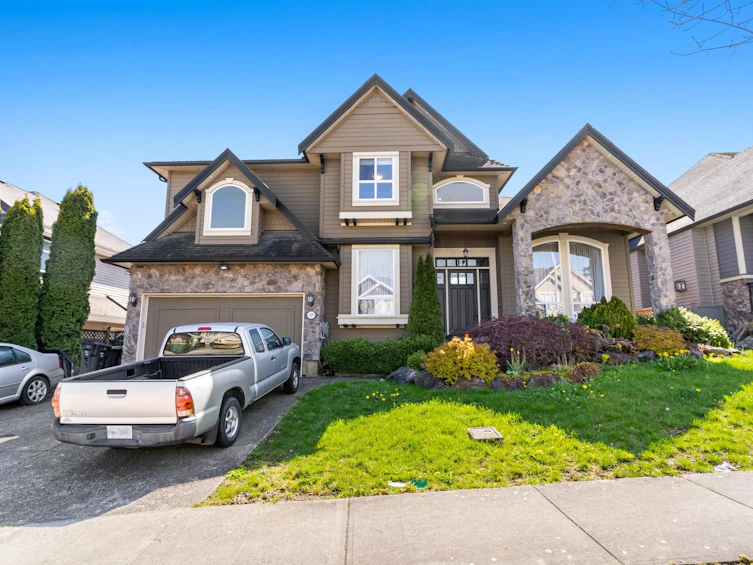 18876 53b Avenue, Surrey, BC, V3S 2K2 - 2