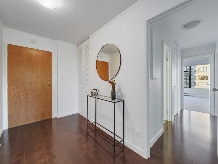 704-1480 Duchess Avenue, West Vancouver, BC, V7T 2W2 - 3