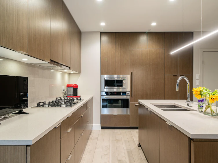 2302-125 E 14th Street, North Vancouver, BC, V7E 0E6 - 7