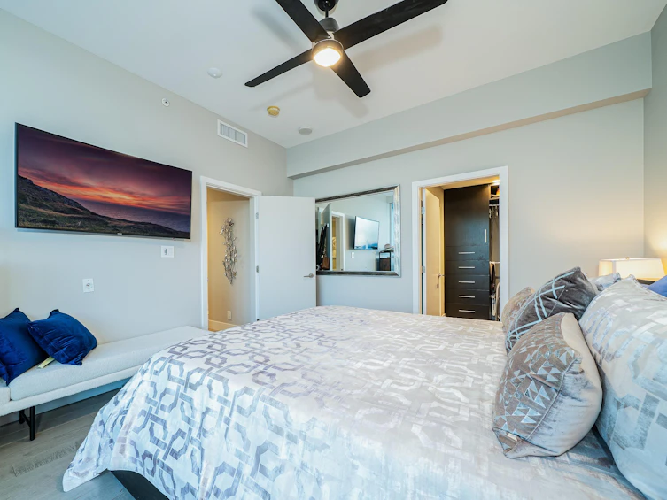 2302-125 E 14th Street, North Vancouver, BC, V7E 0E6 - 17