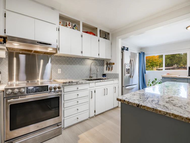 3163 Tennyson Crescent, North Vancouver, BC, V7K 2A9 - 6