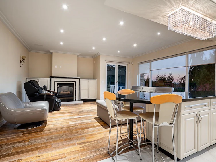 1562 Pinecrest Drive, West Vancouver, BC, V7S 3E8 - 17
