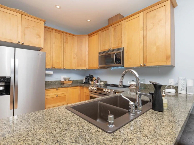 14-728 Gibsons Way, Gibsons, BC, V0N 1V9 - 9